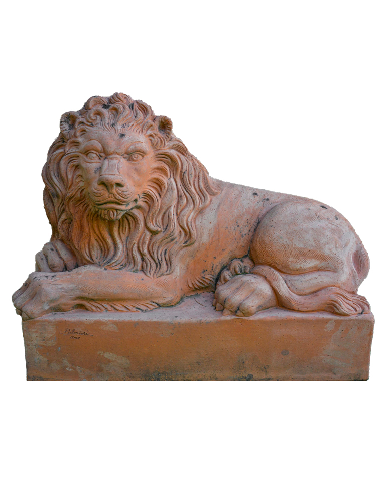 Leone con base in cotto  