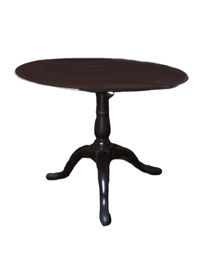 Tavolo in legno rotondo