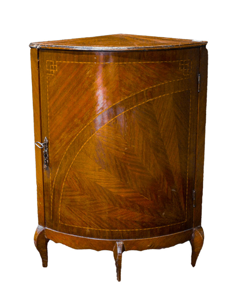 Mobile in legno chiaro