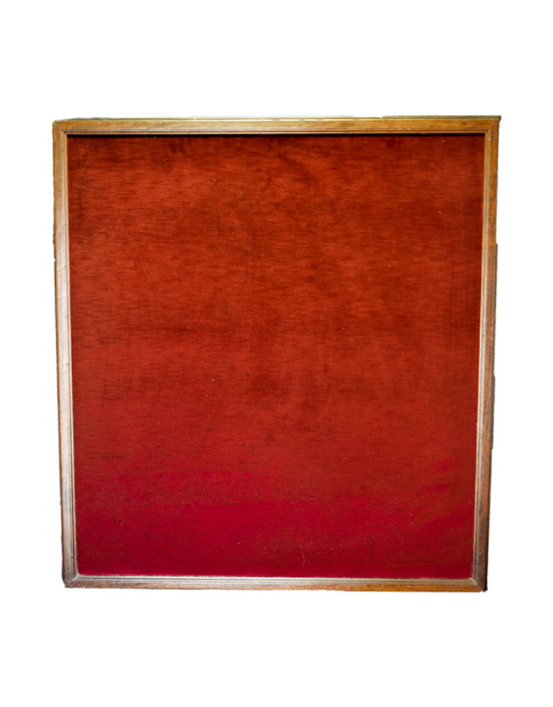 Cornice con fondo rosso