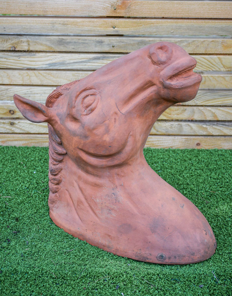 Testa di Cavallo in cotto
