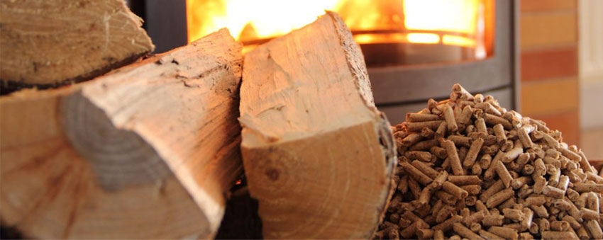 Stufa a legna o pellet? Consigli per l’acquisto