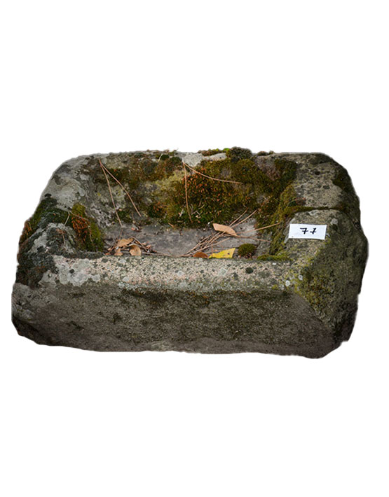77 Vasca in Sasso