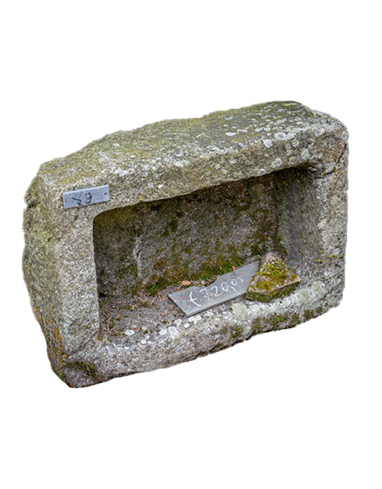 79 Vasca in Sasso