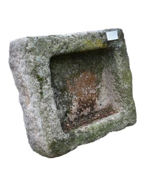 88 Vasca in Sasso