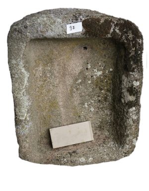 97 Vasca in Sasso