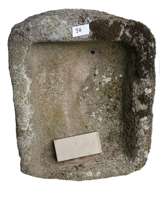 97 Vasca in Sasso