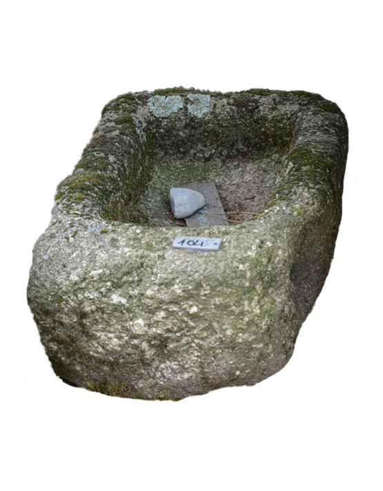 104 Vasca in Sasso