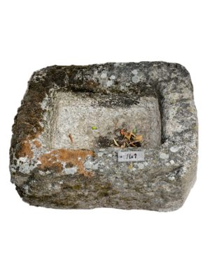 141 Vasca in Sasso