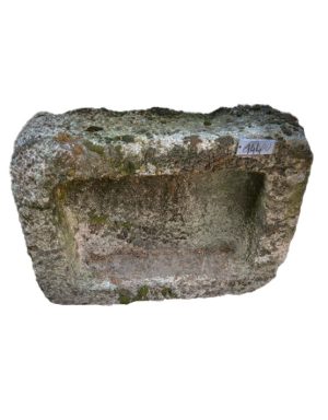 144 Vasca in Sasso