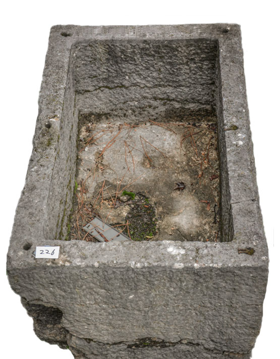 226 Vasca in Sasso