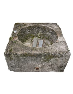 228 Vasca in Sasso