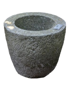 25 Vaso in granito rotondo