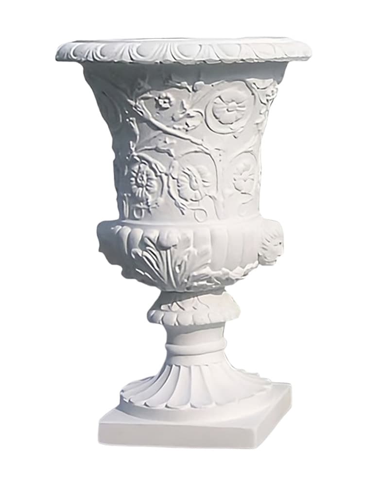 Vaso mediceo da giardino in cemento bianco naturale con decorazioni floreali a rilievo.