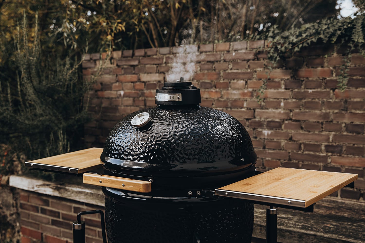 Guida completa: quale barbecue scegliere per l’estate (in base ai tuoi spazi, gusti e tempo)